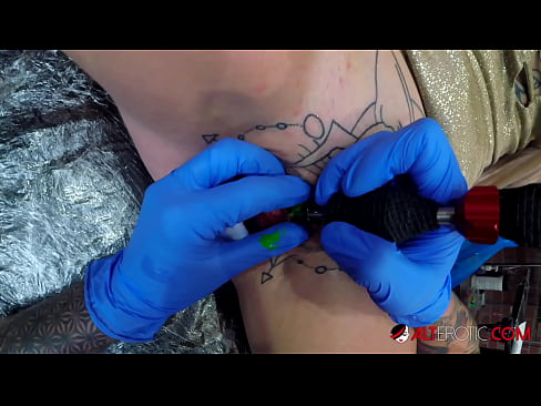 ❤️ An hottie thar a bheith tattooed Sully Savage fuair tattoo ar a clitoris ️ Físeán fucking ag ga.megaofertas.top ❌
